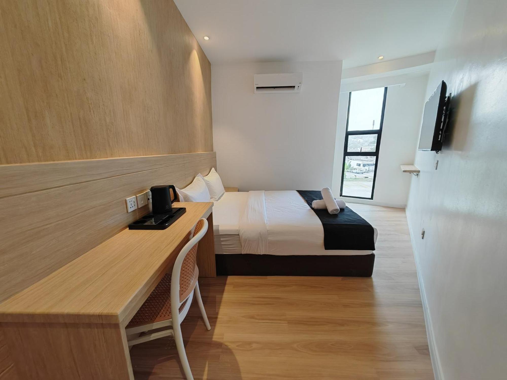 V Boutique Hotel Серембан Екстериор снимка