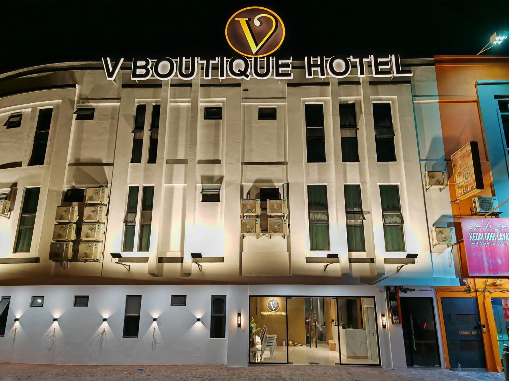V Boutique Hotel Серембан Екстериор снимка